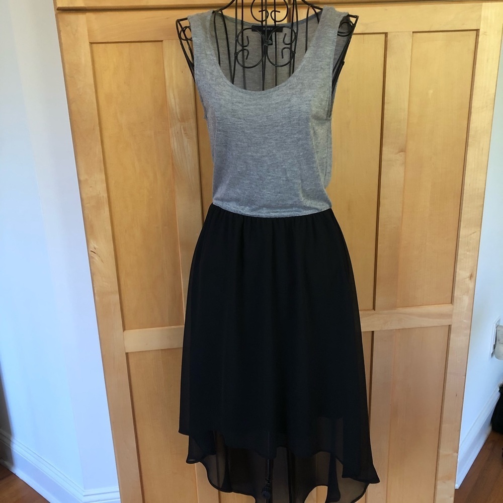 Forever 21 grey & black sleeveless high low Dress size Small